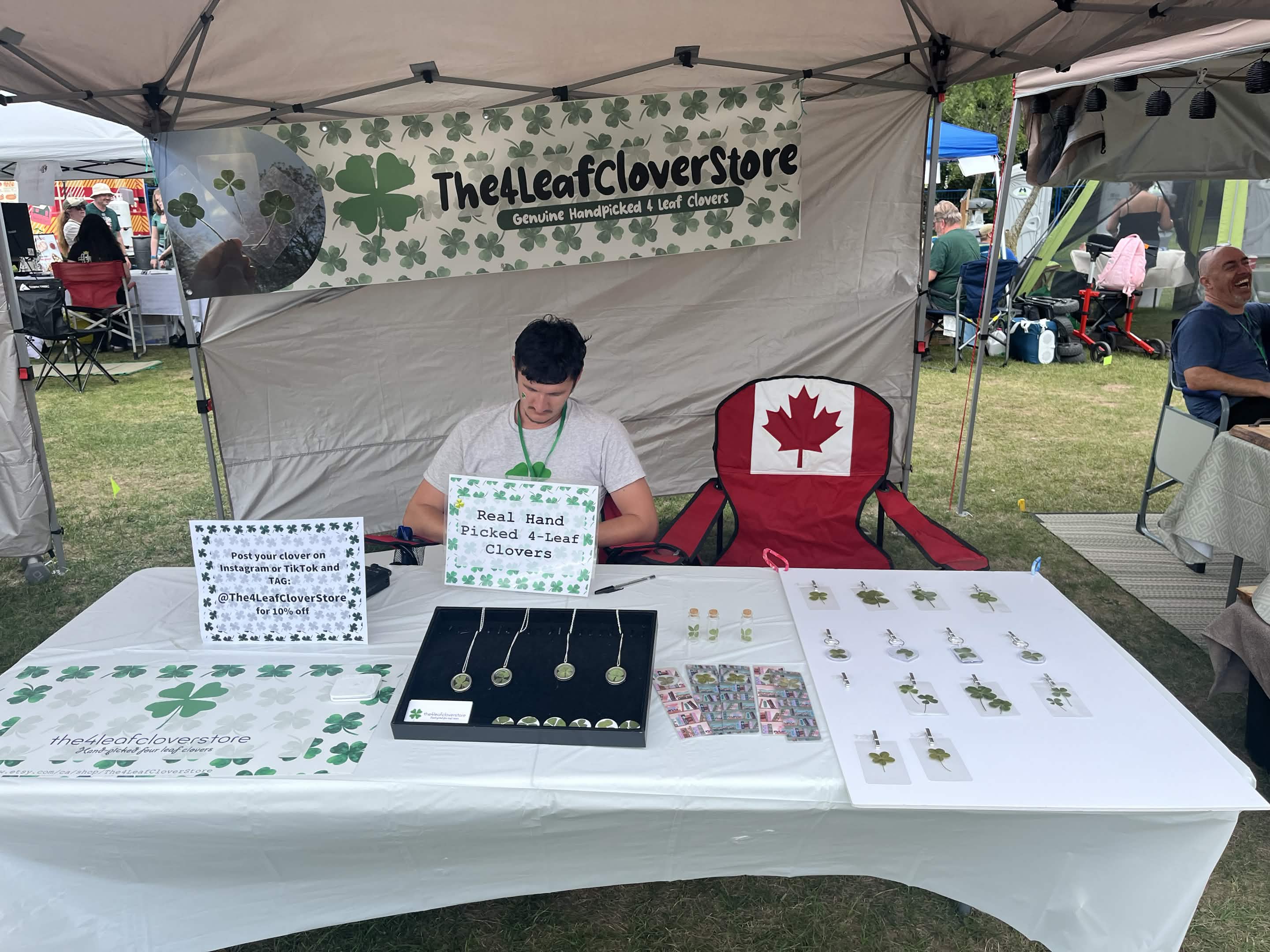 The clover stand, photo 5 of 9