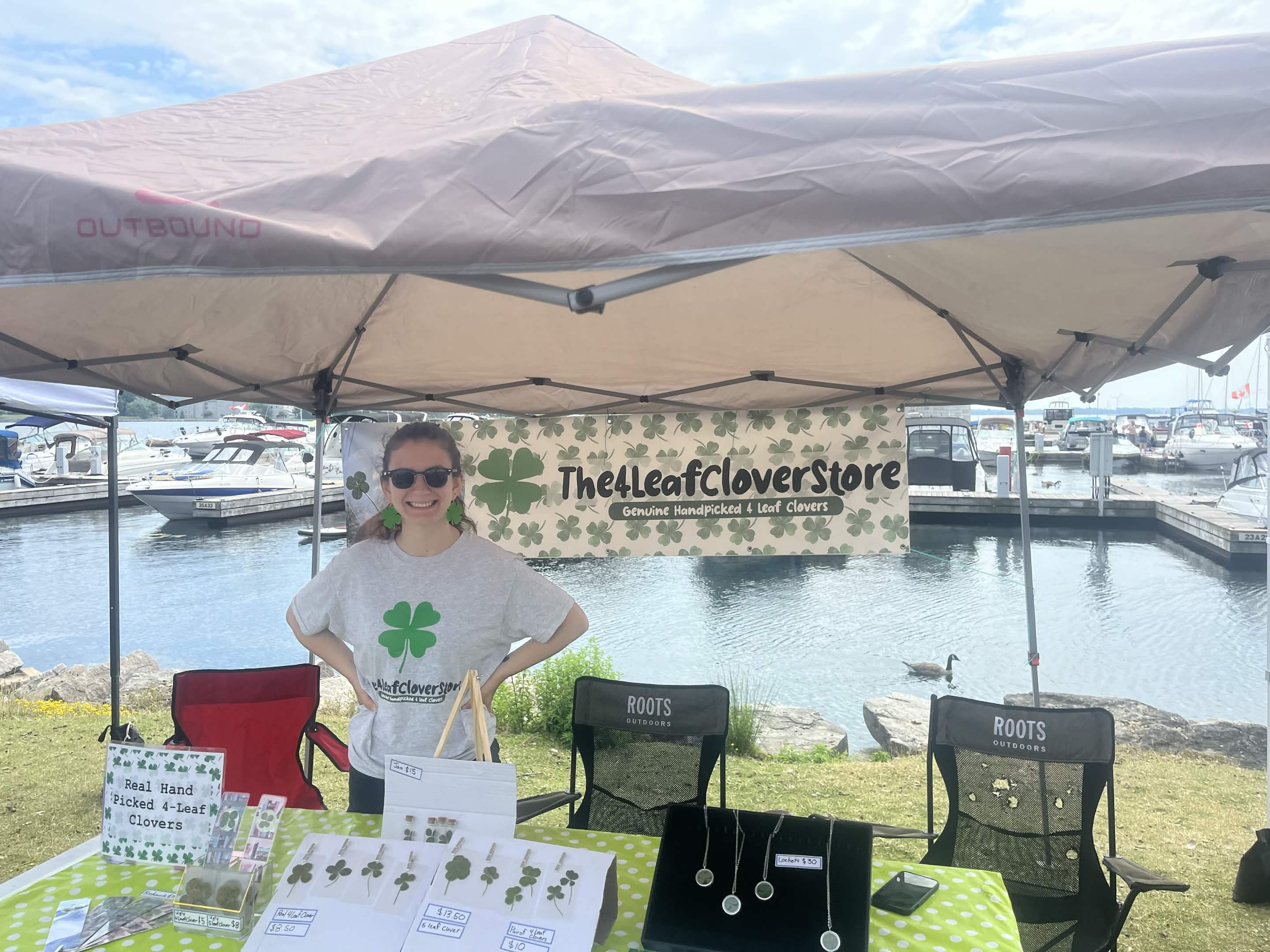 The clover stand, photo 6 of 9
