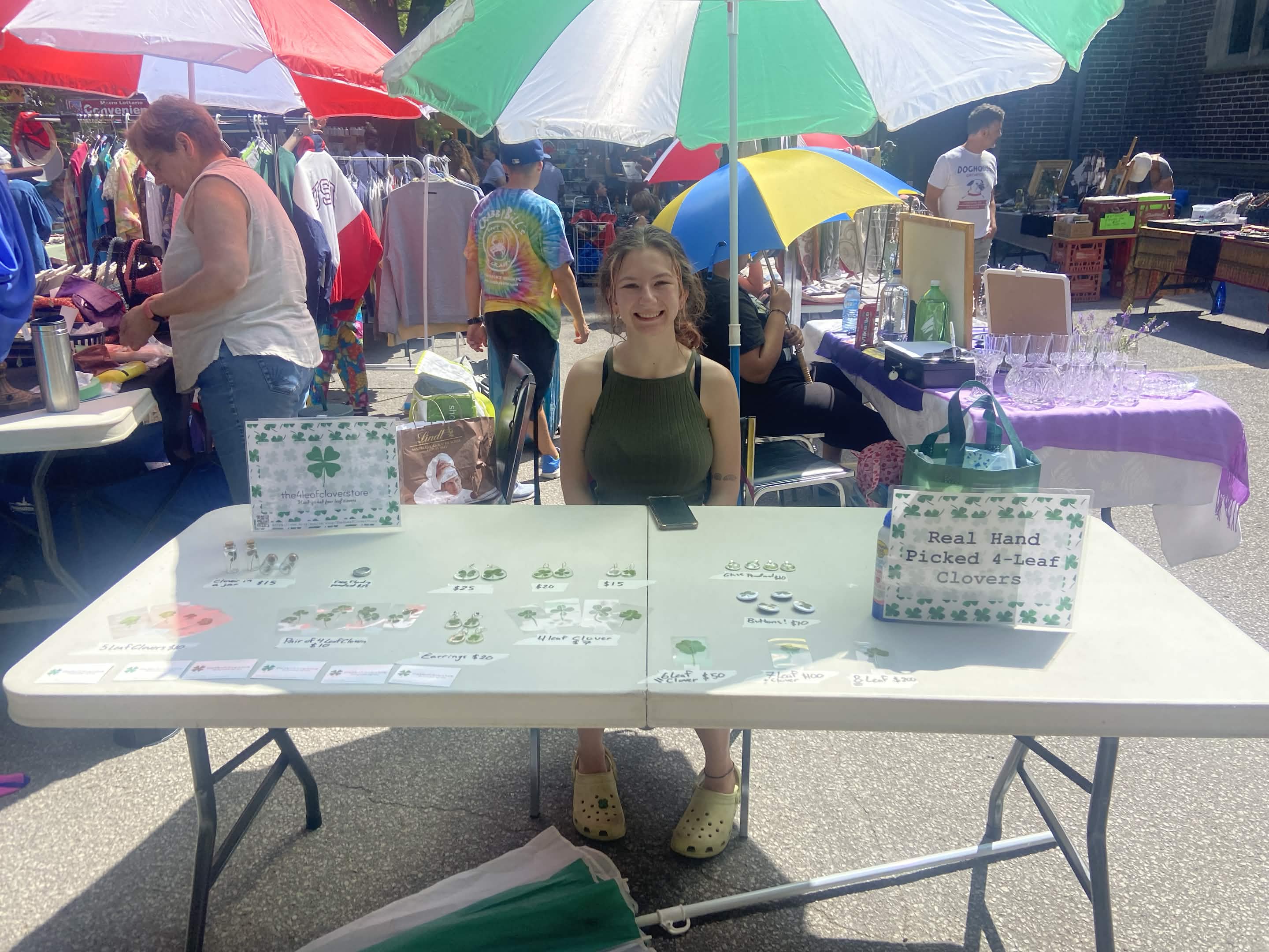 The clover stand, photo 9 of 9